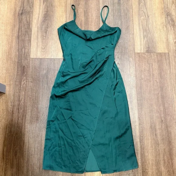 Lulus Hollywood Forest Green Satin Midi Dress Women's Size medium - Picture 3 of 15